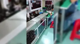 Máquina de crimpado e inserción de carcasa de terminales de cable multinúcleo, RH-09CC